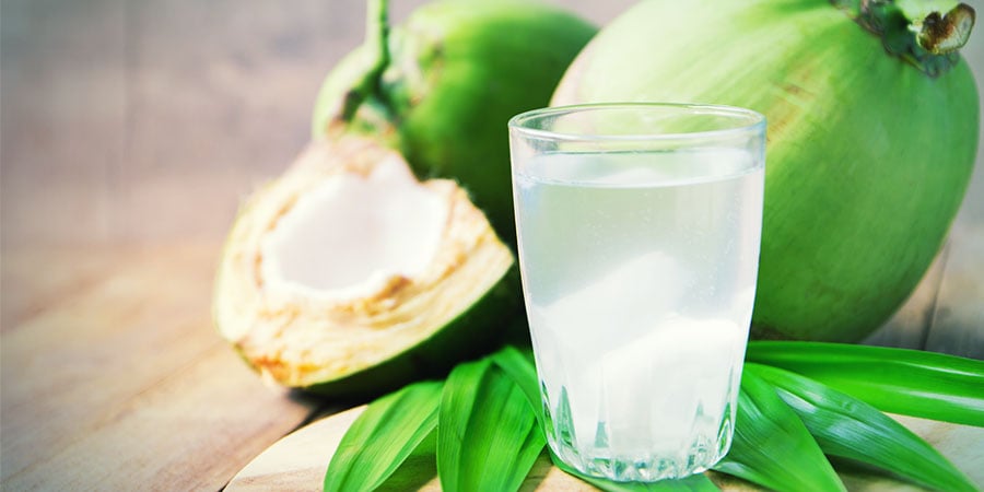 ¿QUÉ ES EL AGUA DE COCO CANNABIS