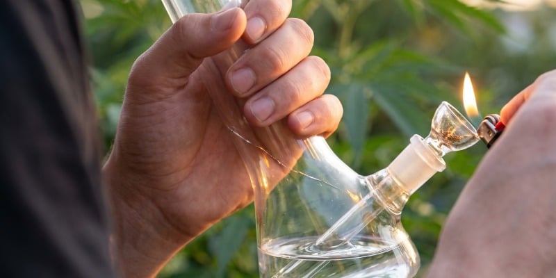 Qué hace que merezca la pena comprar un bong económico Qué hace que merezca la pena comprar un bong económico