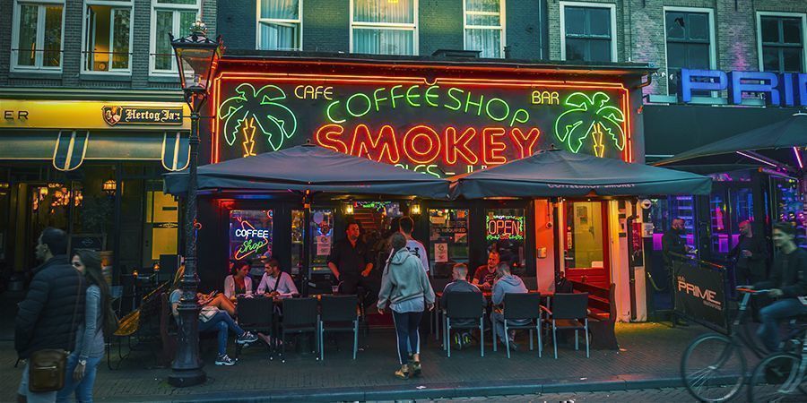 Lugares Para Fumar En Ámsterdam: Coffeeshops