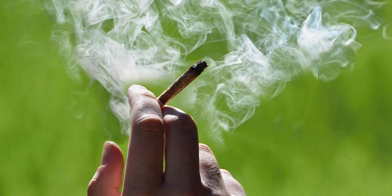 Inhalar Marihuana: Sorprendentemente Complicado