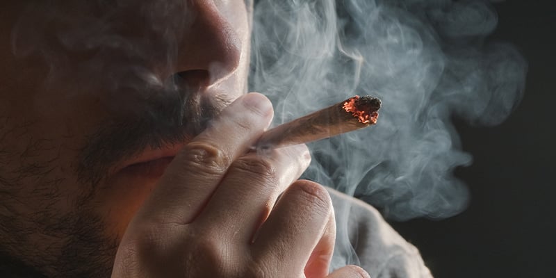 Cómo funciona la inhalación del cannabis