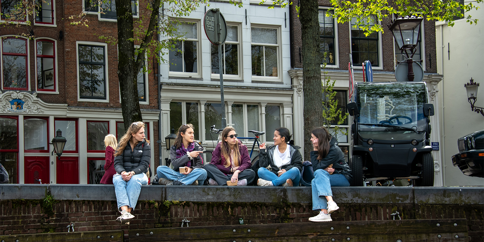 Explora la cultura de los coffeeshops de &Aacute;msterdam