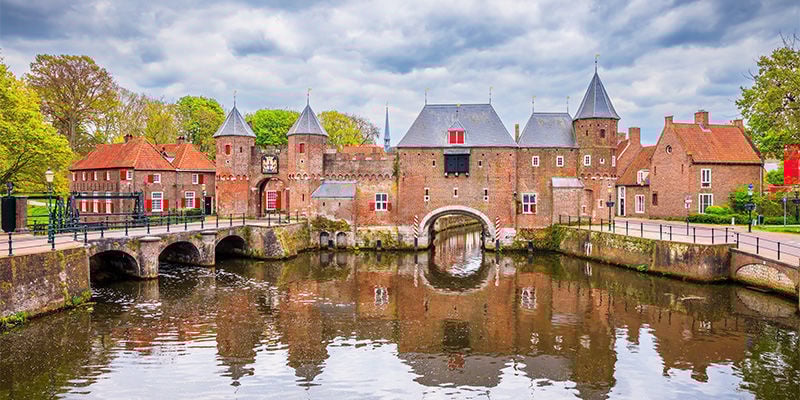Sumérgete en la aventura cannábica de Amersfoort