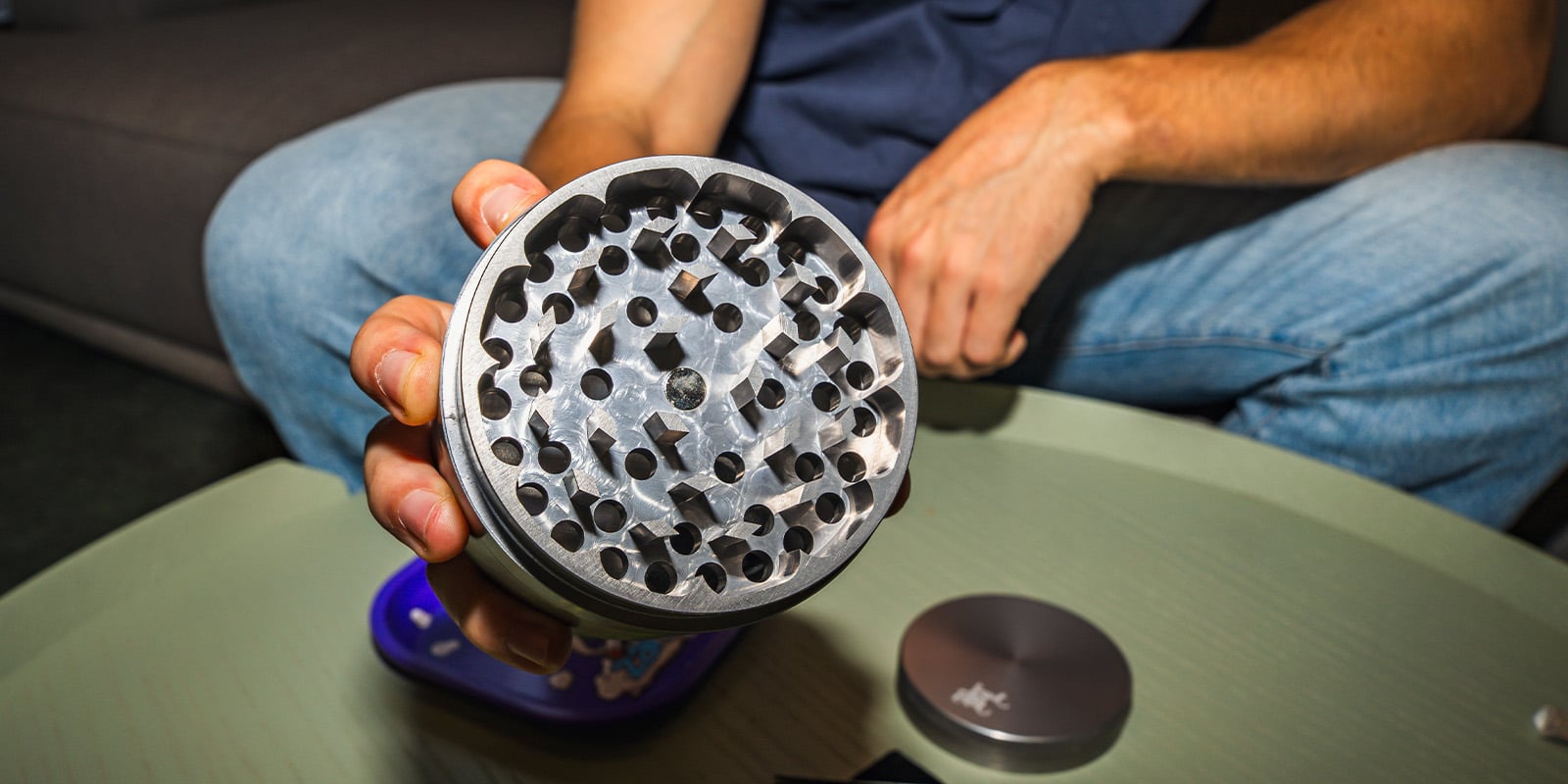 Metal Grinder Black Leaf XXL