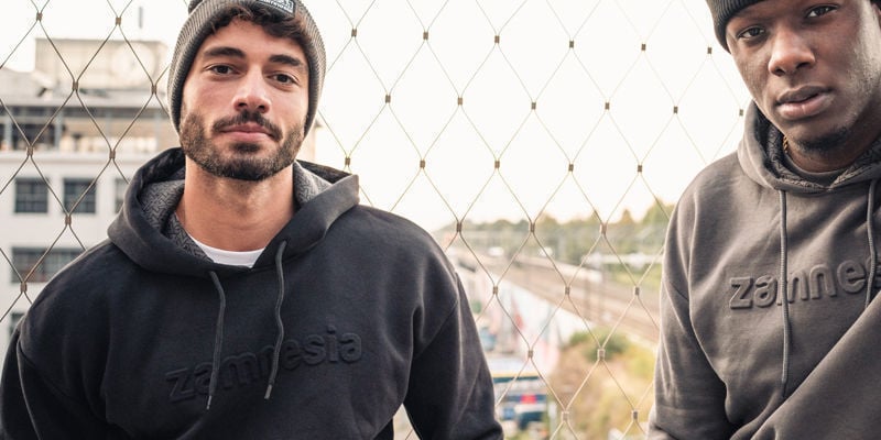 Zamnesia Sudadera Con Capucha Y Estampado Negra