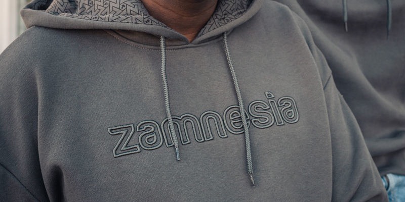 Zamnesia Sudadera Con Capucha Y Bordado Gris